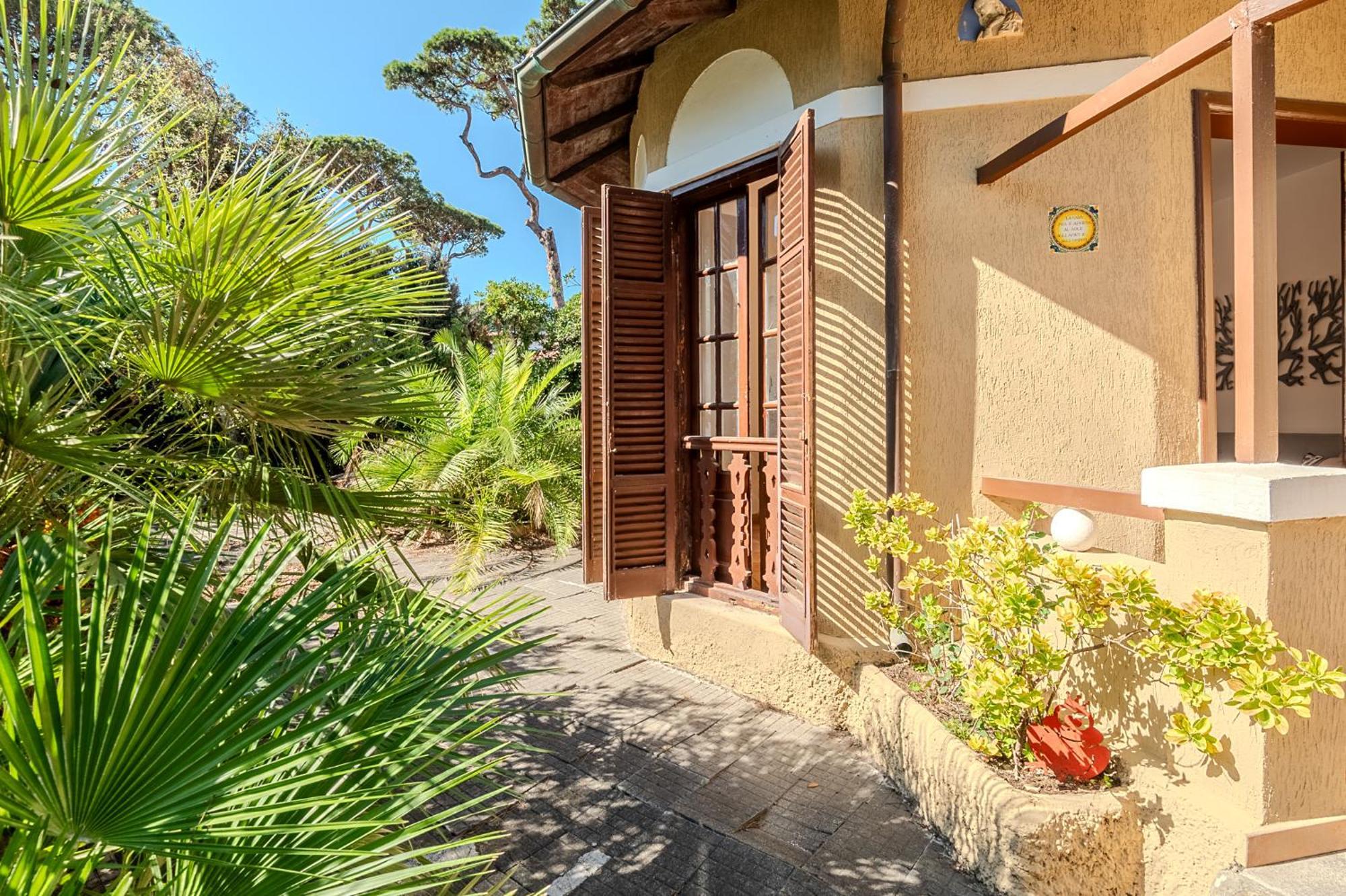 Exclusive Charming Villa - Free Parking 400 Mq Garden - Rome Airport - Roseto Villa Dream Fregenae Extérieur photo